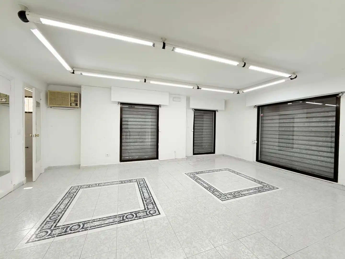 Local comercial de lloguer a Santiago - Coronación, imagen 2