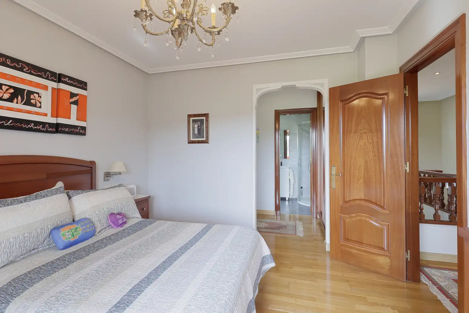 Habitación de Casa o chalet en venta en Gijón  con Calefacción, Parquet y Terraza