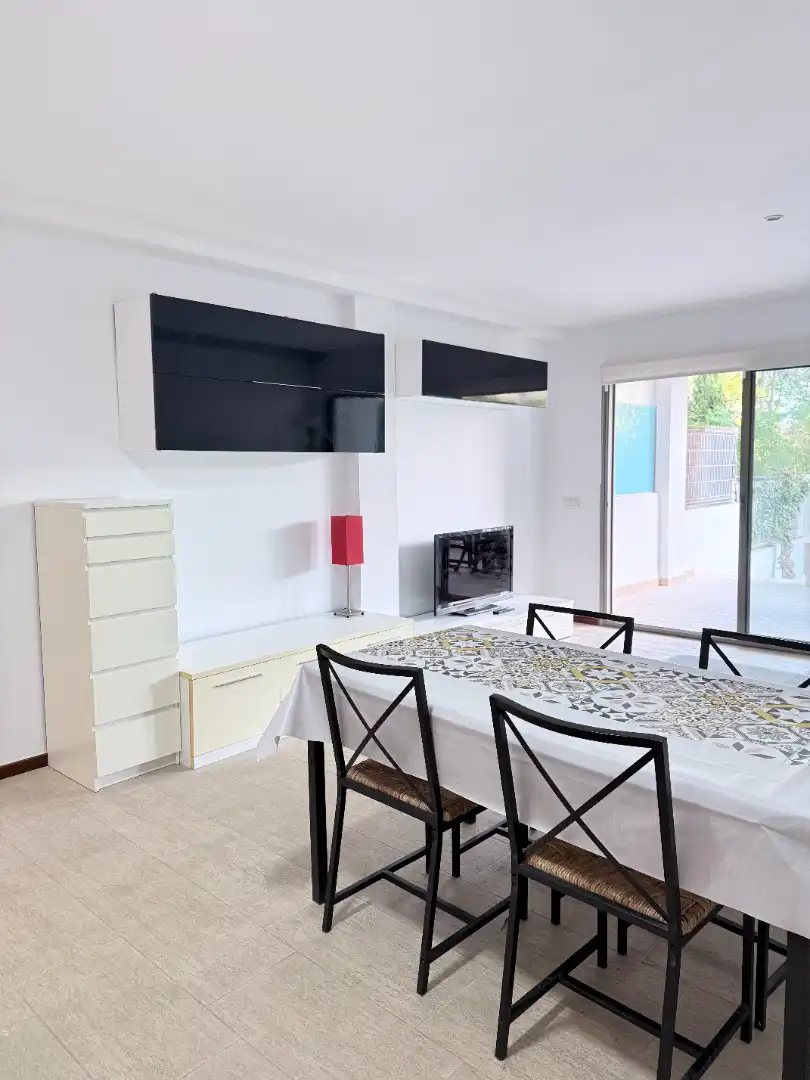 Comedor de Apartamento en venta en Santa Eulària des Riu con Aire acondicionado, Calefacción y Jardín privado