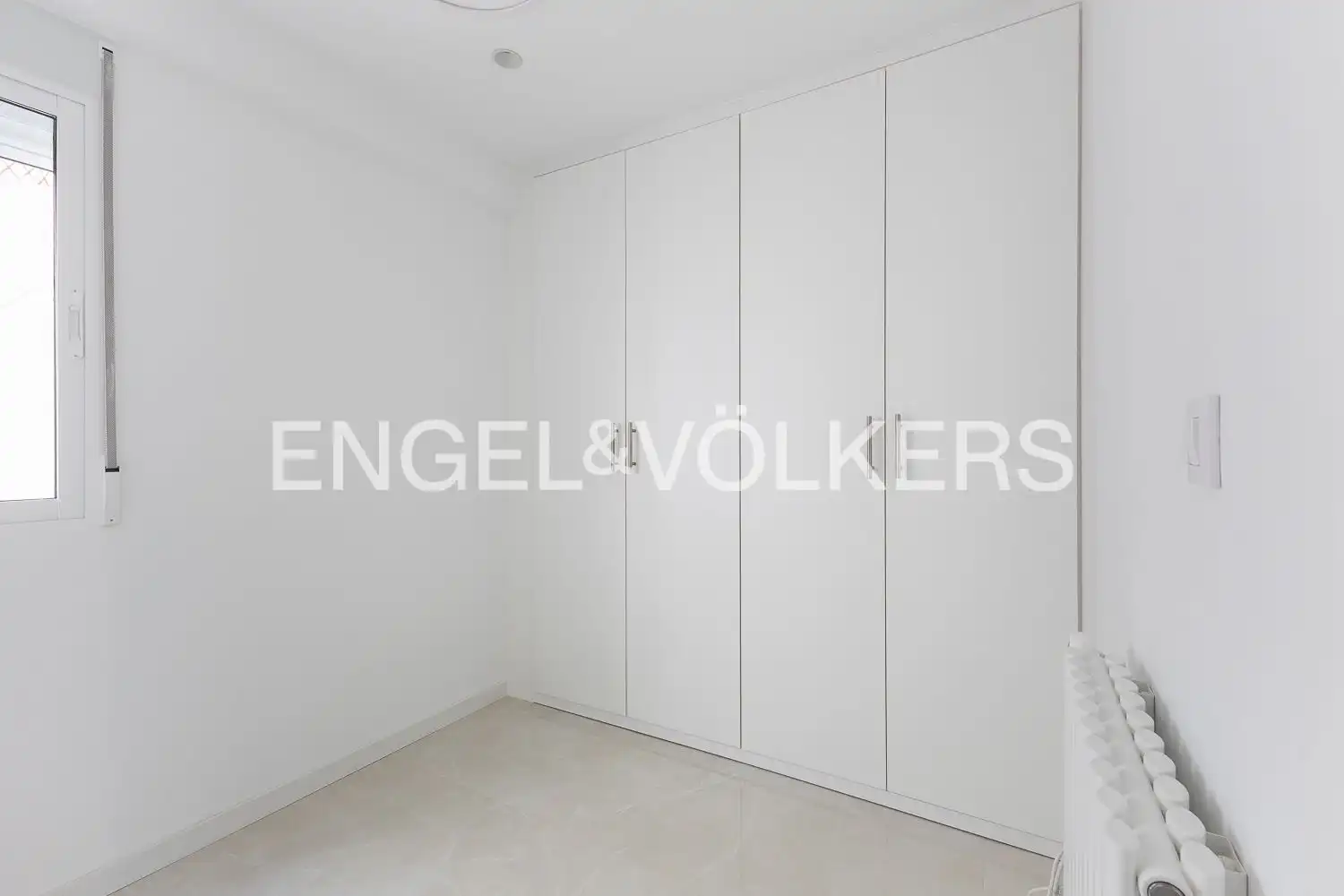 Habitación de Piso en venta en Valencia con Aire acondicionado, Calefacción y Balcón