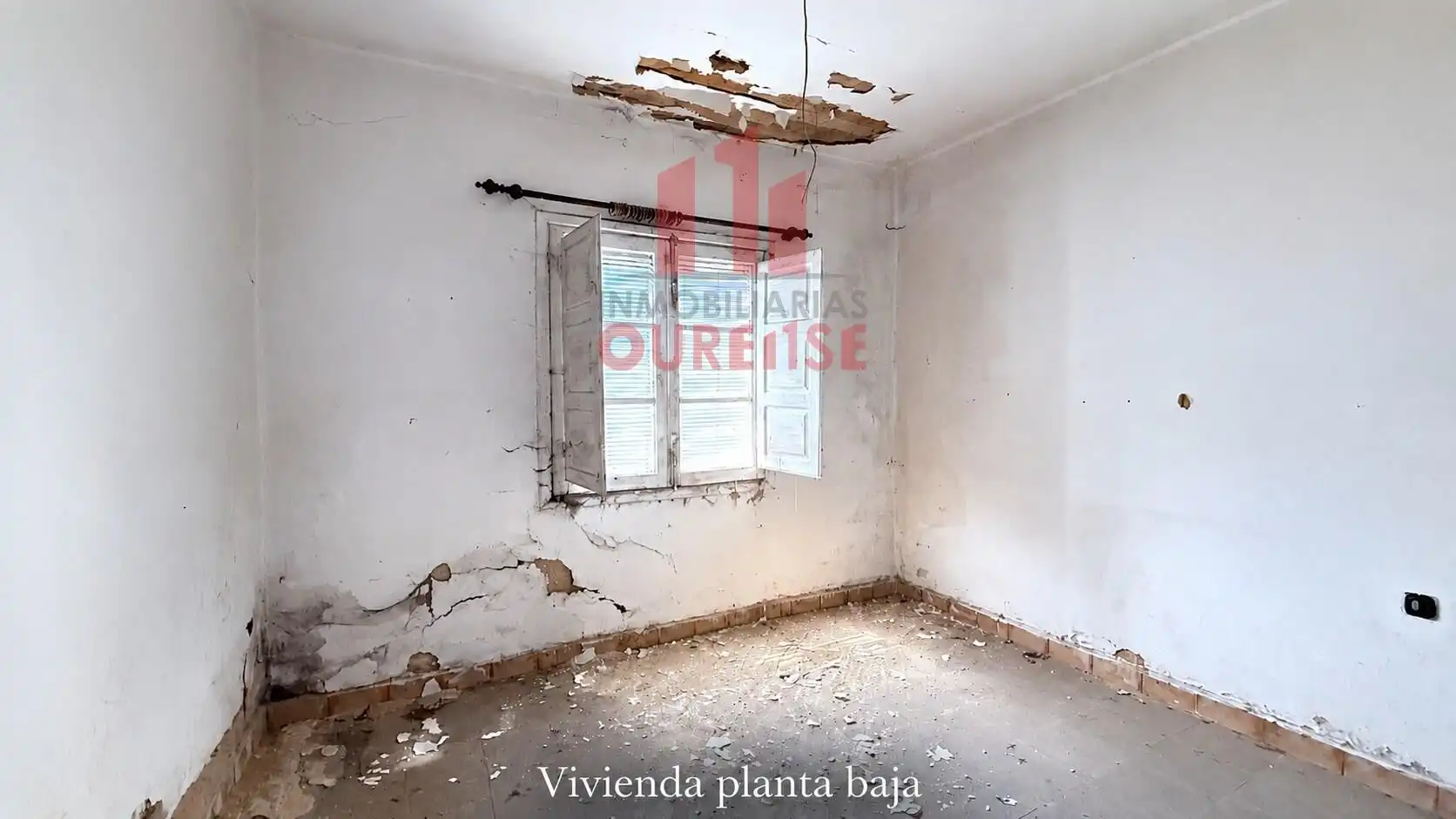 Bedroom of Buildings for sale in Ourense Capital 