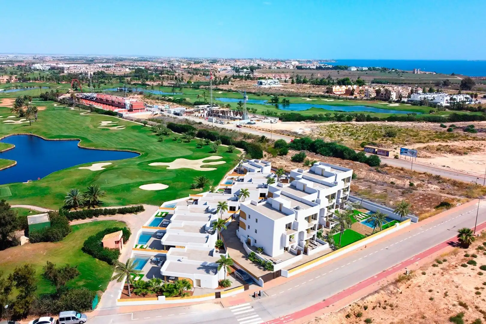 Flat with terrace for sale in Serena Golf, imagen 8