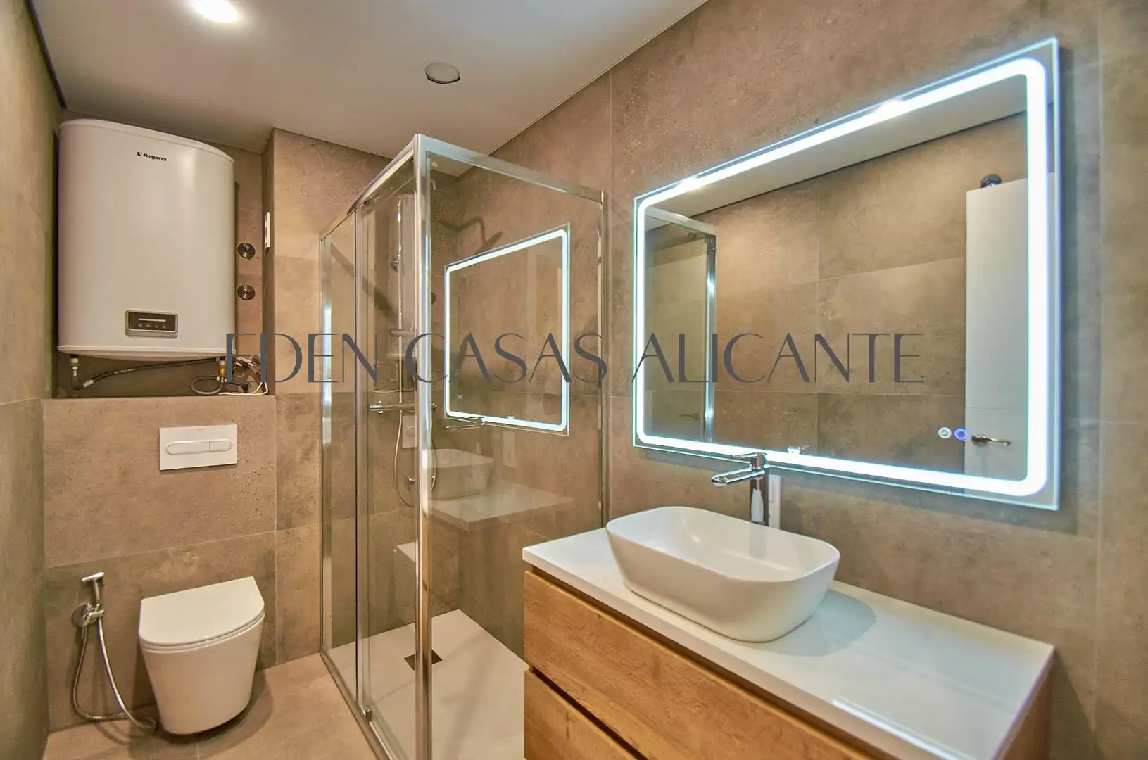 Piso con terraza en venta en Avenida PINTOR FERNANDO SORIA, imagen 20