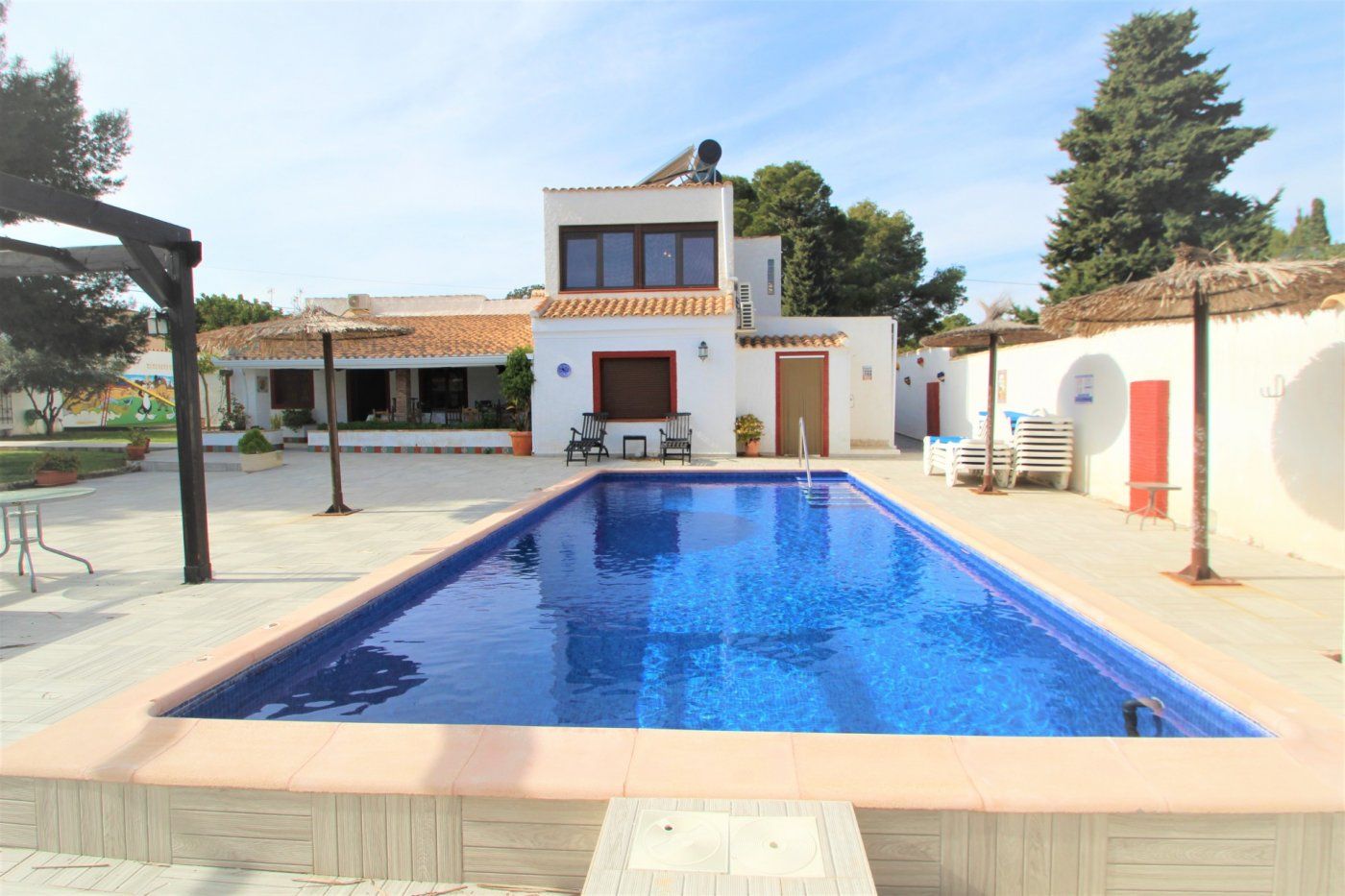 Exterior view of House or chalet for sale in Orihuela  with Air Conditioner, Terrace and Swimming Pool