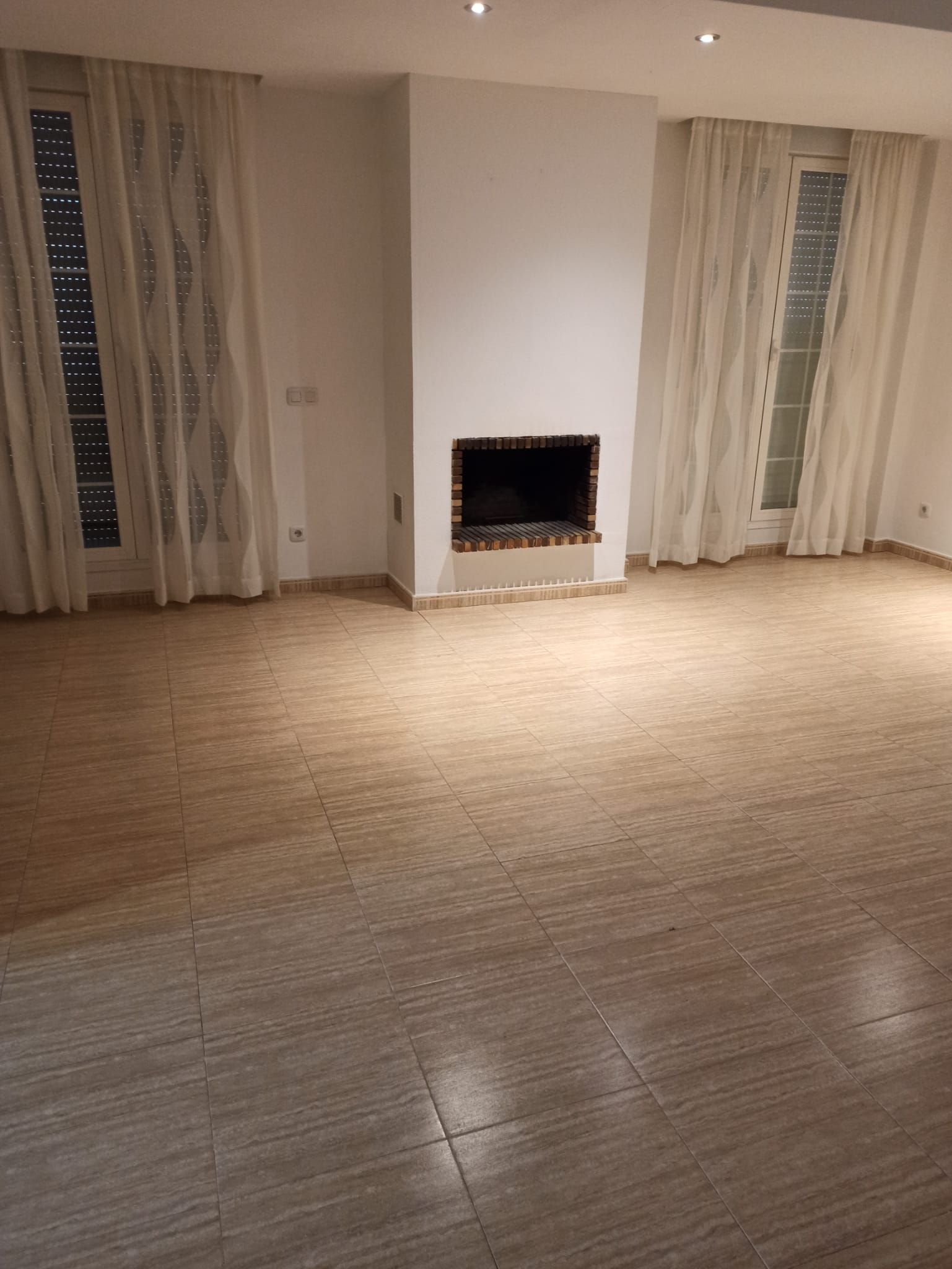 House or chalet for sale in Calle Libra, Parla Este