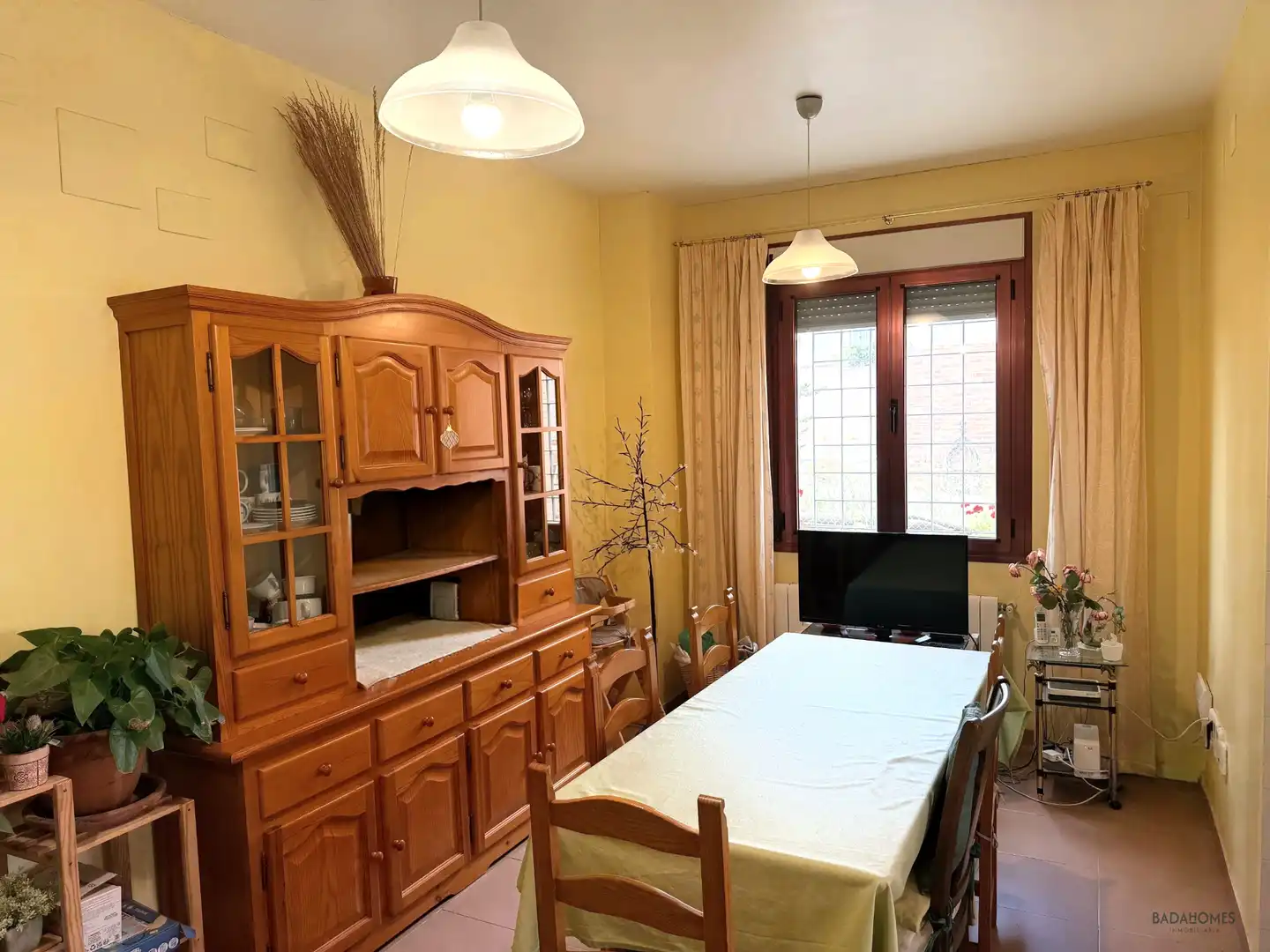 Comedor de Casa o chalet en venta en Badajoz con Aire acondicionado, Calefacción y Jardín privado