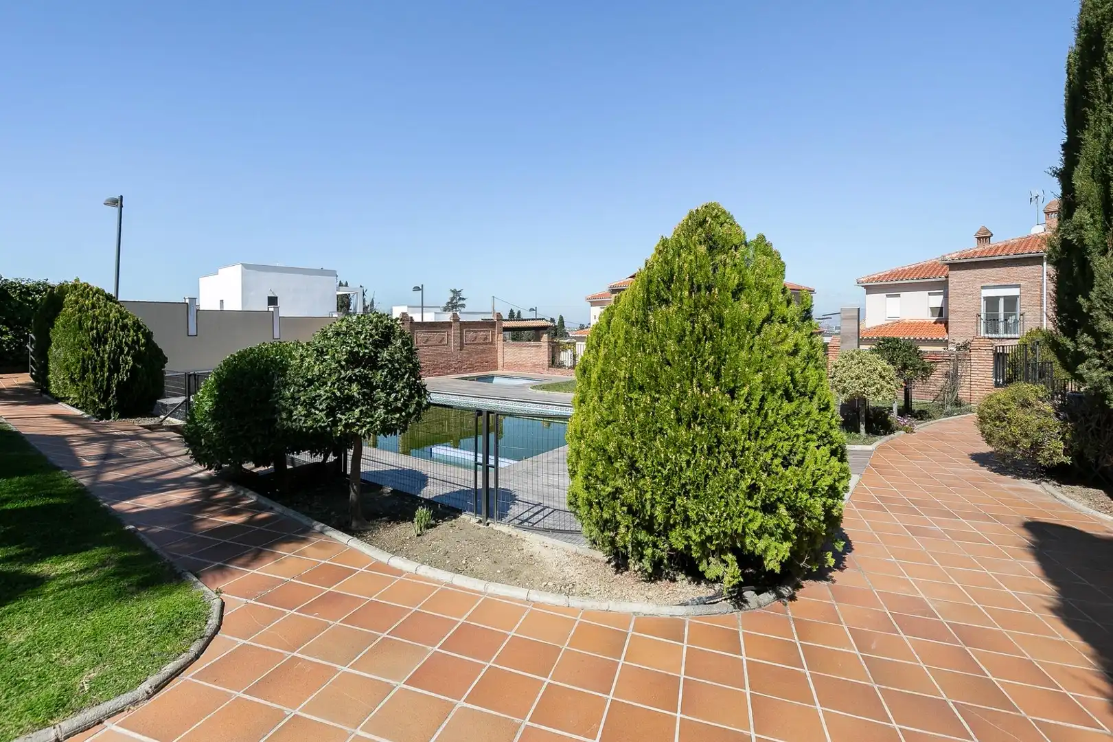 Piscina de Casa o chalet en venta en La Zubia con Calefacción, Jardín privado y Terraza