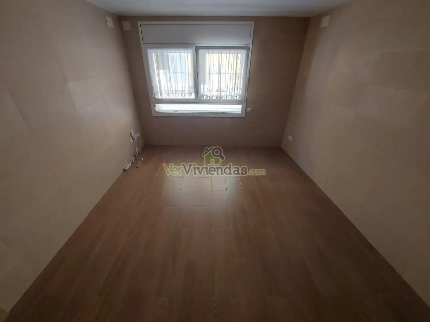 Habitación de Planta baja en venta en Castellar del Vallès con Terraza, Horno y Internet