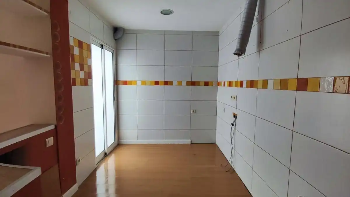 Flat with lift for sale in Calle Alfredo Calderón, imagen 4