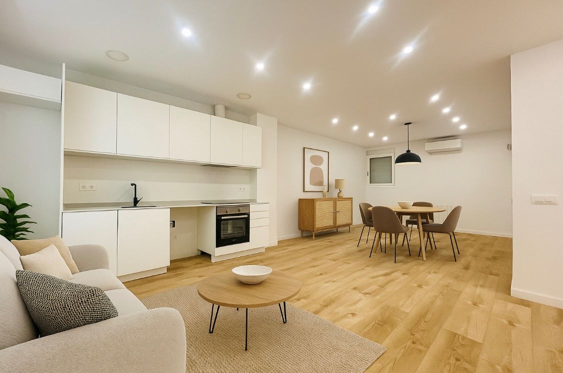 Living room of Loft for sale in Les Franqueses del Vallès  with Air Conditioner, Heating and Oven