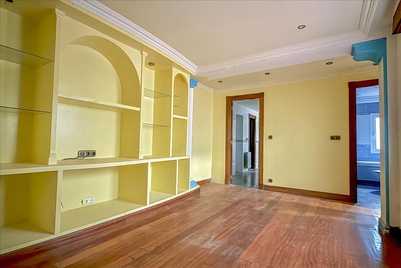Flat for sale in Bermeo  with Storage room
