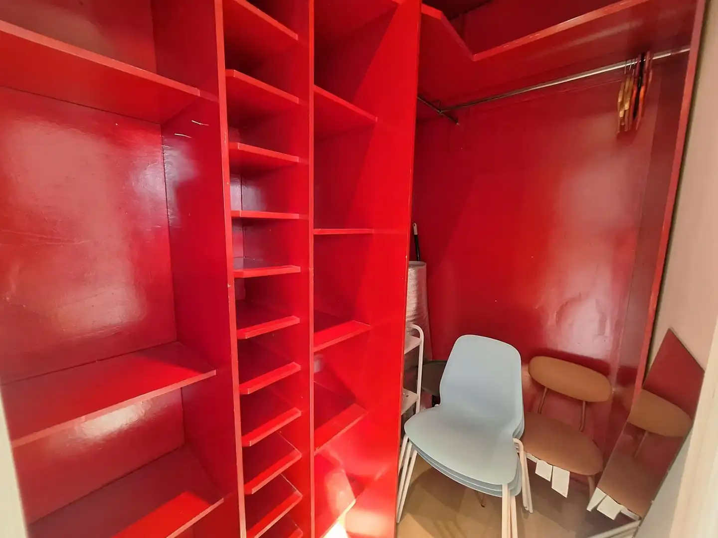 Wohnung zum Verkauf in Barcelona mit Klimaanlage und Heizung
