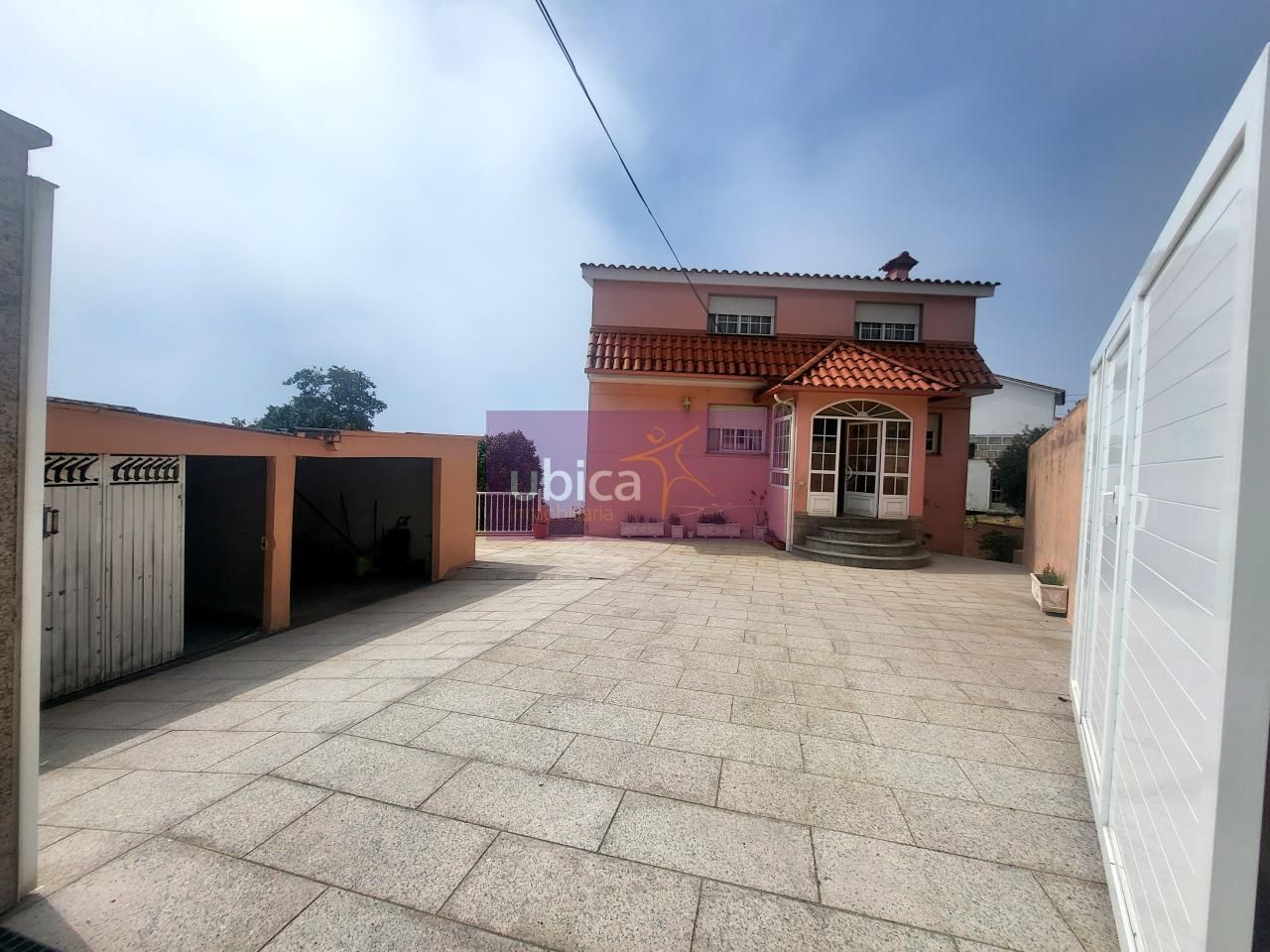 Exterior view of House or chalet for sale in Redondela  with Heating, Private garden and Terrace