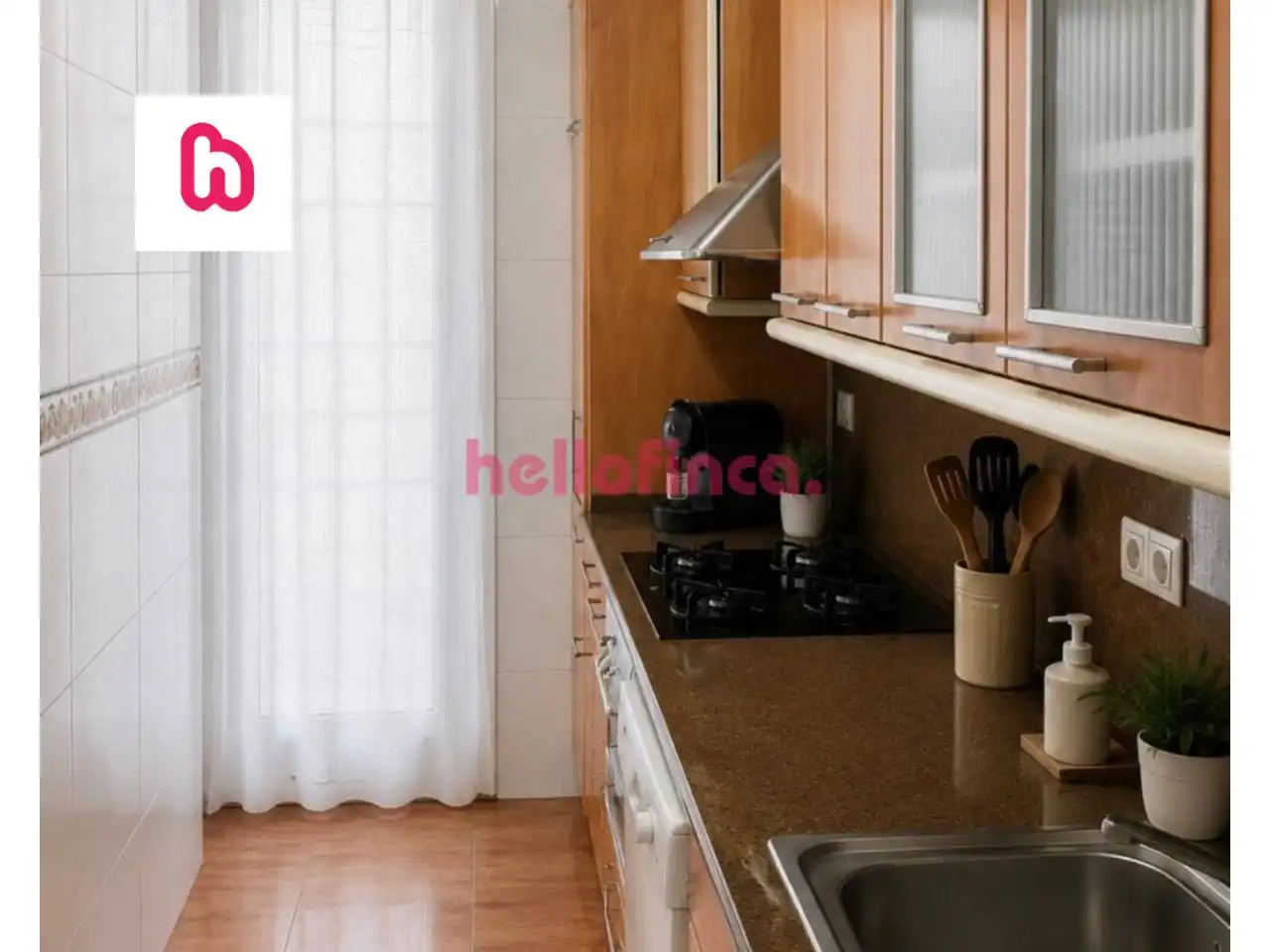 Küche von Wohnung zum Verkauf in Sabadell mit Klimaanlage, Heizung und Balkon
