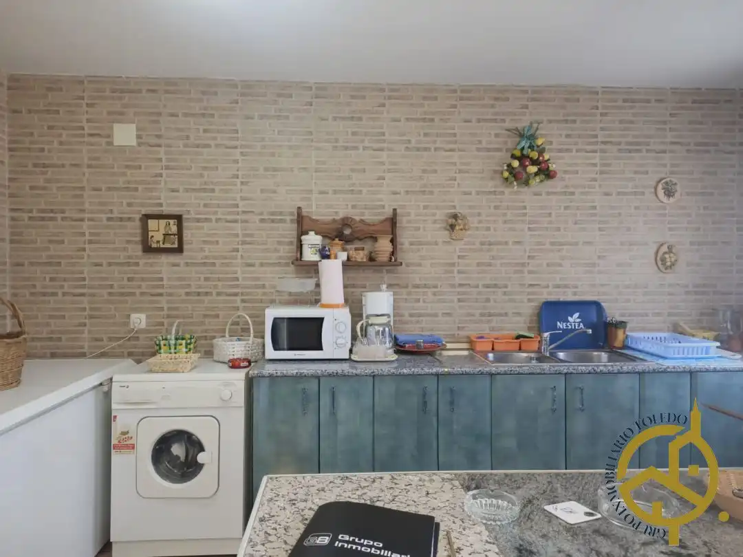 Cuina de Casa o xalet en venda en El Viso de San Juan amb Aire condicionat, Calefacció i Jardí privat