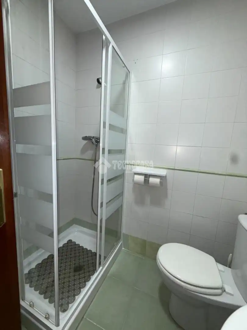 Bathroom of Detached homes for sale in La Algaba  with Air Conditioner, Private garden and Terrace