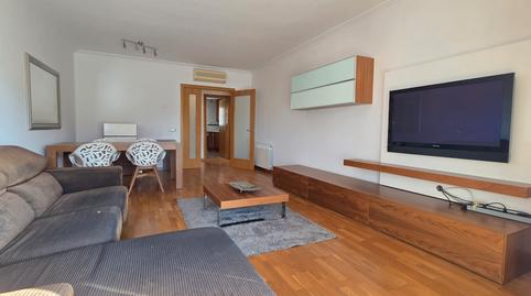 Foto 3 de Piso de alquiler en Centre - Cordelles, Cerdanyola del Vallès