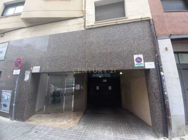 Aparcament en venda a Carrer de Pau Claris, 1, Sabadell, Spain 1