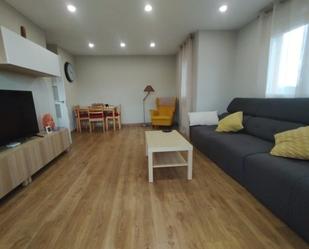 Living room of Flat for sale in Mollet del Vallès  with Air Conditioner and Balcony