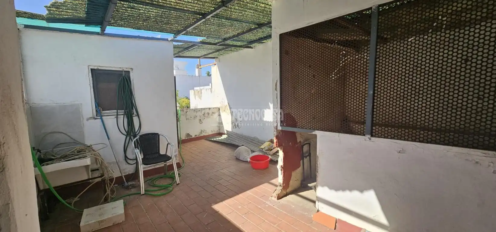 Terrasse von Einfamilien-Reihenhaus zum Verkauf in Sevilla mit Terrasse und Balkon