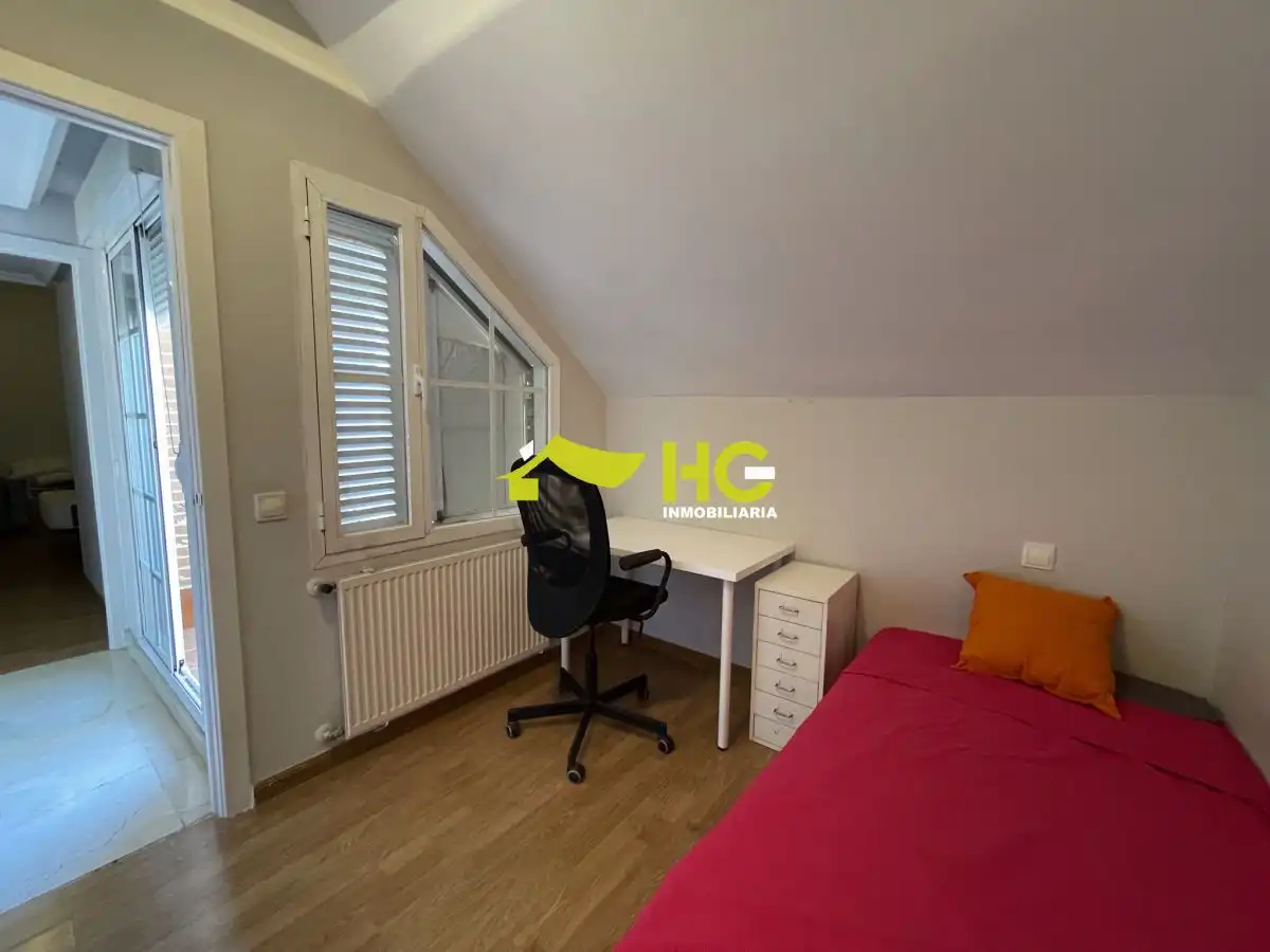 Bedroom of Flat for sale in Villaviciosa de Odón  with Air Conditioner, Heating and Terrace