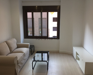 Study to rent in Triana Este