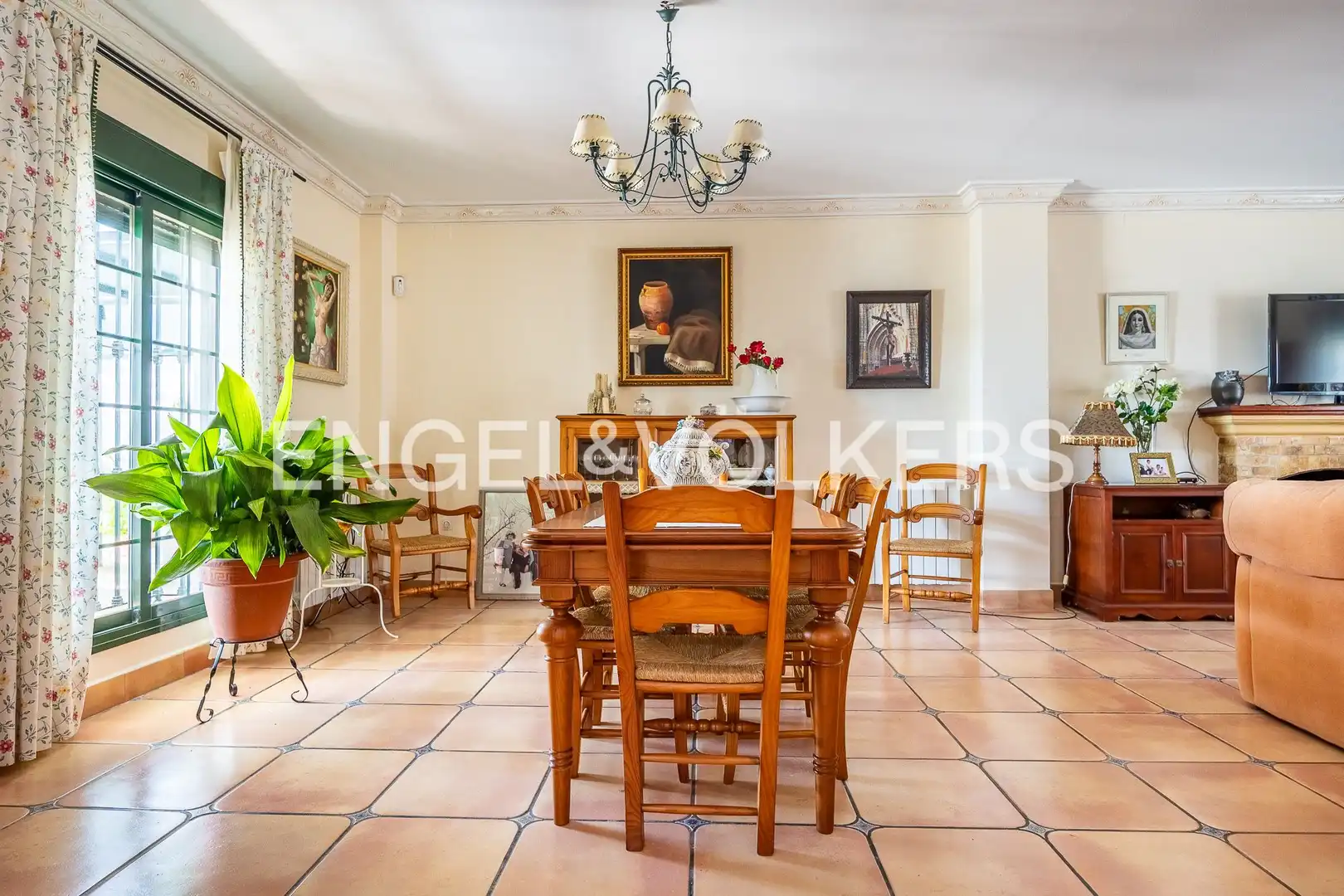 Comedor de Casa o chalet en venta en Castilleja del Campo con Aire acondicionado, Calefacción y Jardín privado