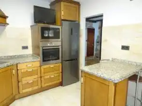 Küche von Wohnung zur Miete in Gijón  mit Heizung, Parkett und Möbliert