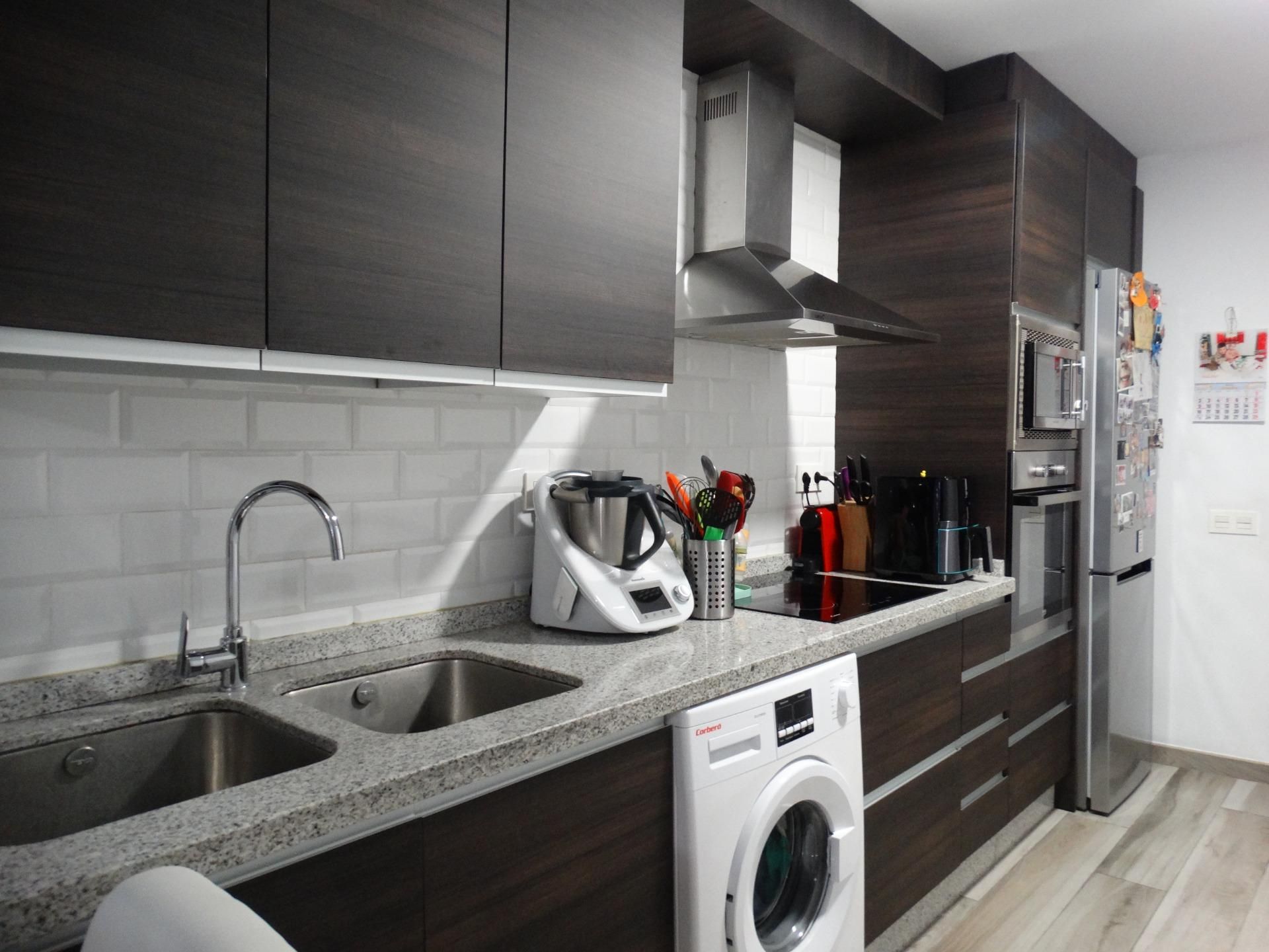 Kitchen of Single-family semi-detached for sale in Villanueva del Rosario