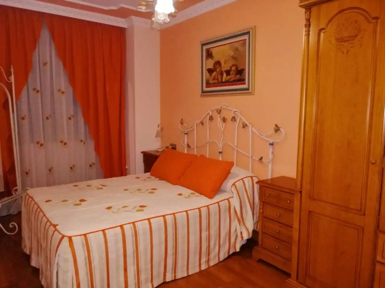 Bedroom of Flat for sale in Hellín  with Air Conditioner, Furnished and Balcony