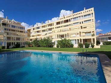 Duplex con balcone in vendita a Calle Calle Atenas