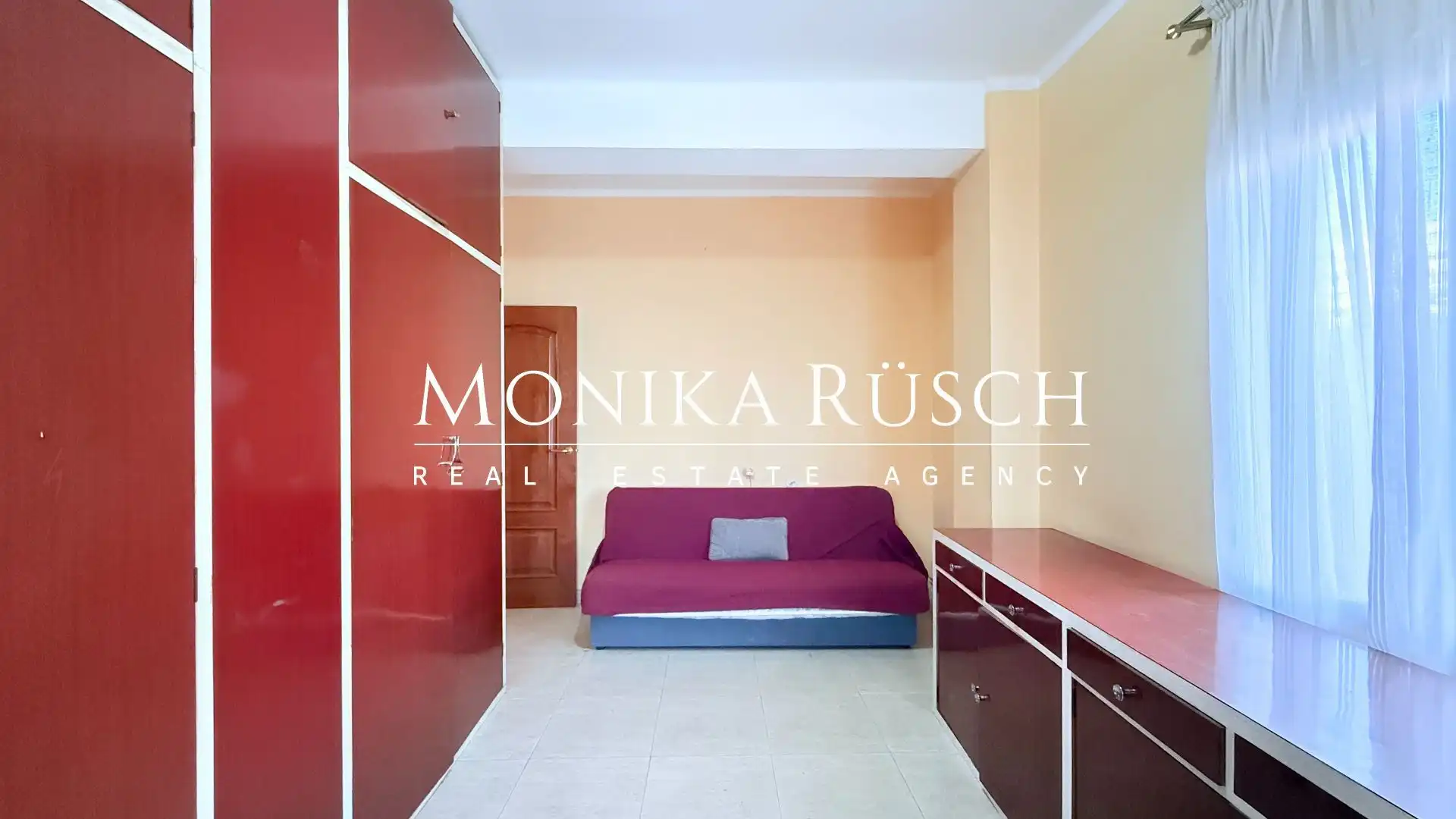 Schlafzimmer von Wohnung zum Verkauf in Barcelona mit Klimaanlage, Heizung und Terrasse