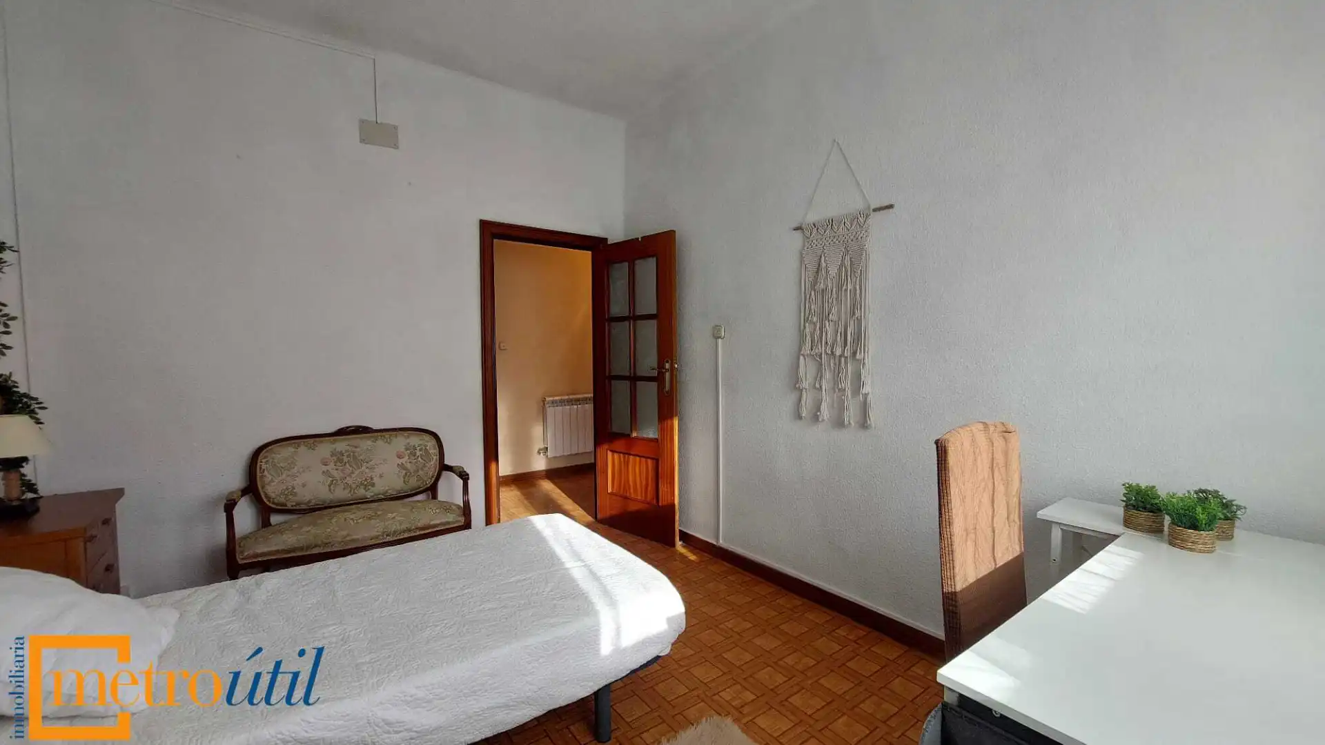 Bedroom of Flat for rent in Salamanca  with Heating and Furnished