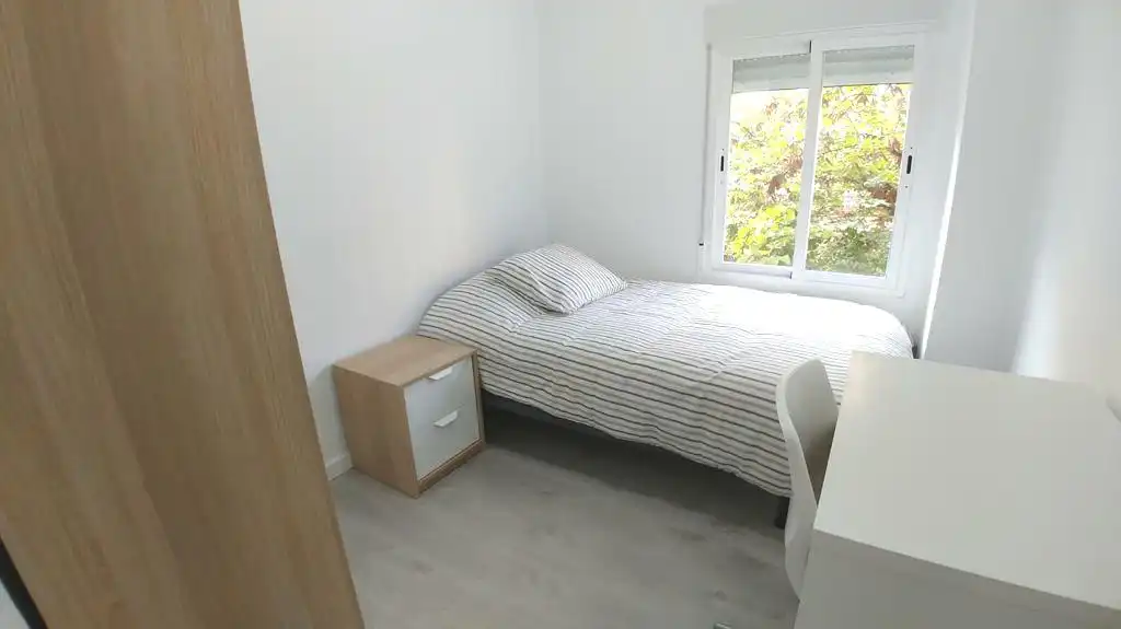 Habitación de Piso de alquiler en Valencia con Aire acondicionado, Parquet y Terraza