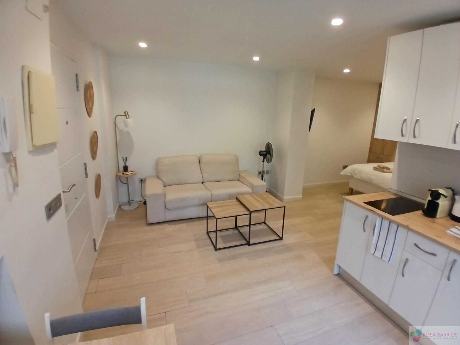 Living room of Study for sale in Marbella