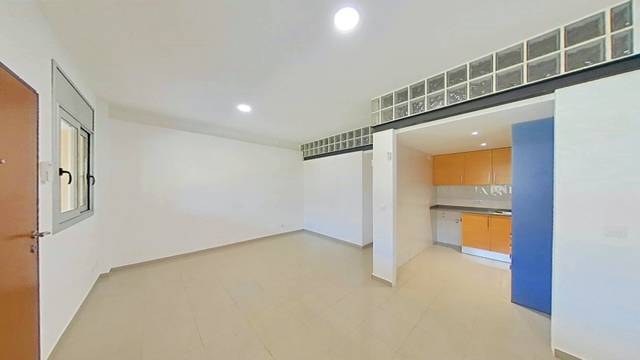 Estudio en Venta en Montjuïc