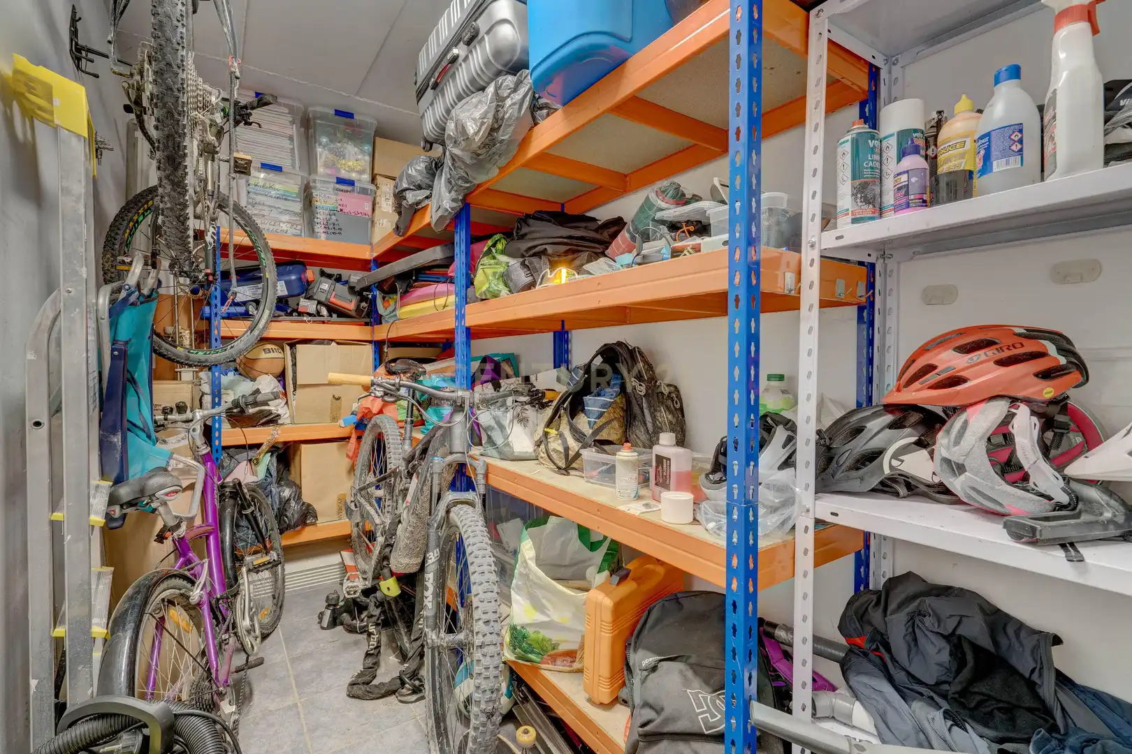 Dúplex en venta en Irun  con Trastero, Horno y Lavadora