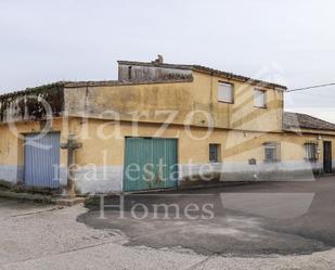 Außenansicht von Country house zum verkauf in Las Ventas de San Julián