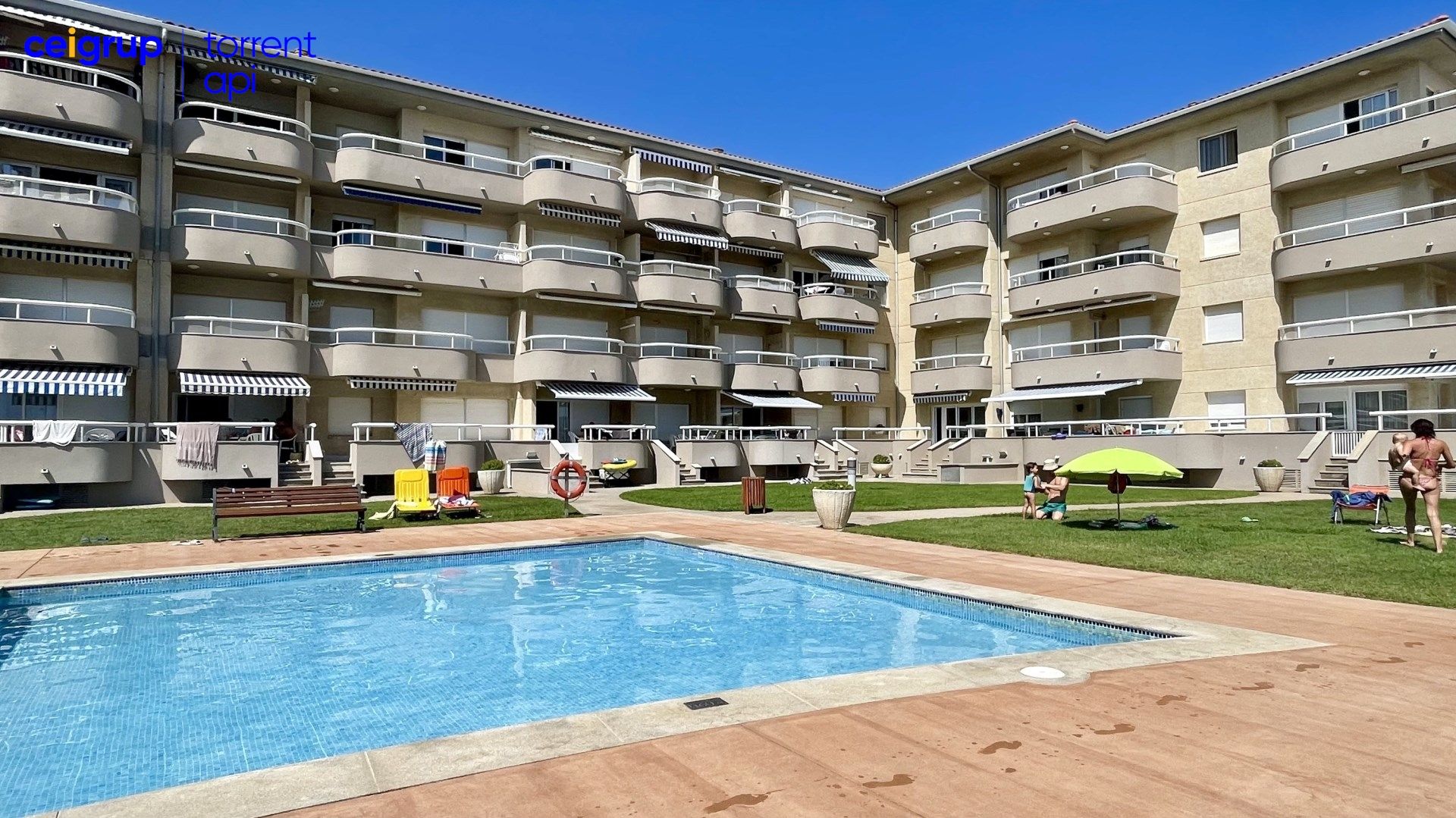 Piscina de Planta baixa en venda en L'Estartit amb Terrassa, Piscina i Moblat