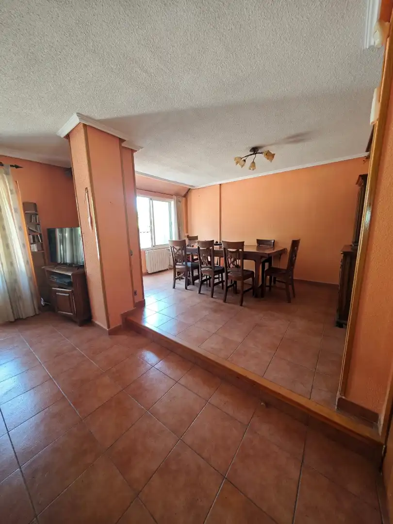 Comedor de Casa adosada en venta en Toledo con Aire acondicionado, Calefacción y Horno