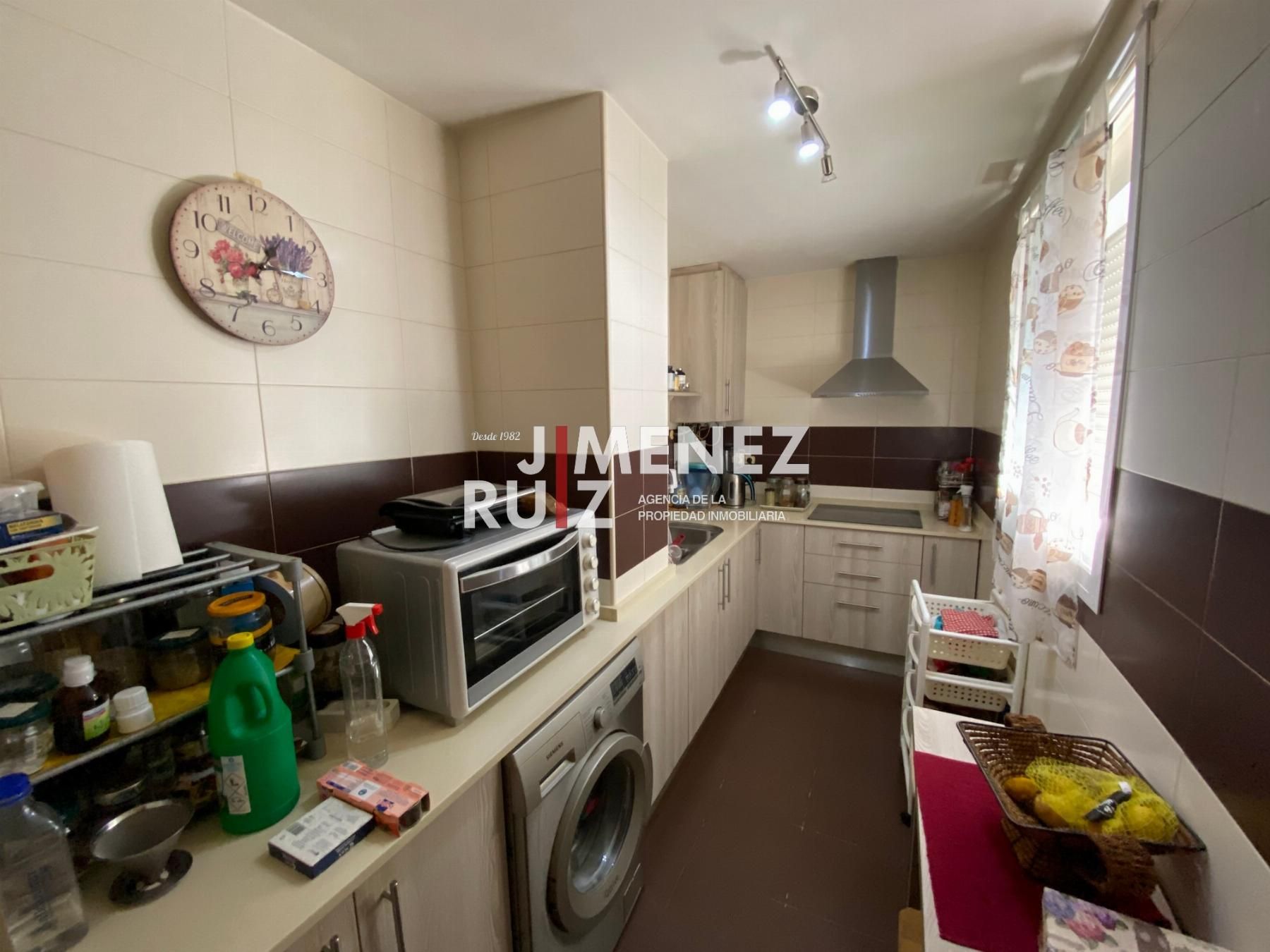 Cuina de Apartament en venda en El Puerto de Santa María amb Aire condicionat