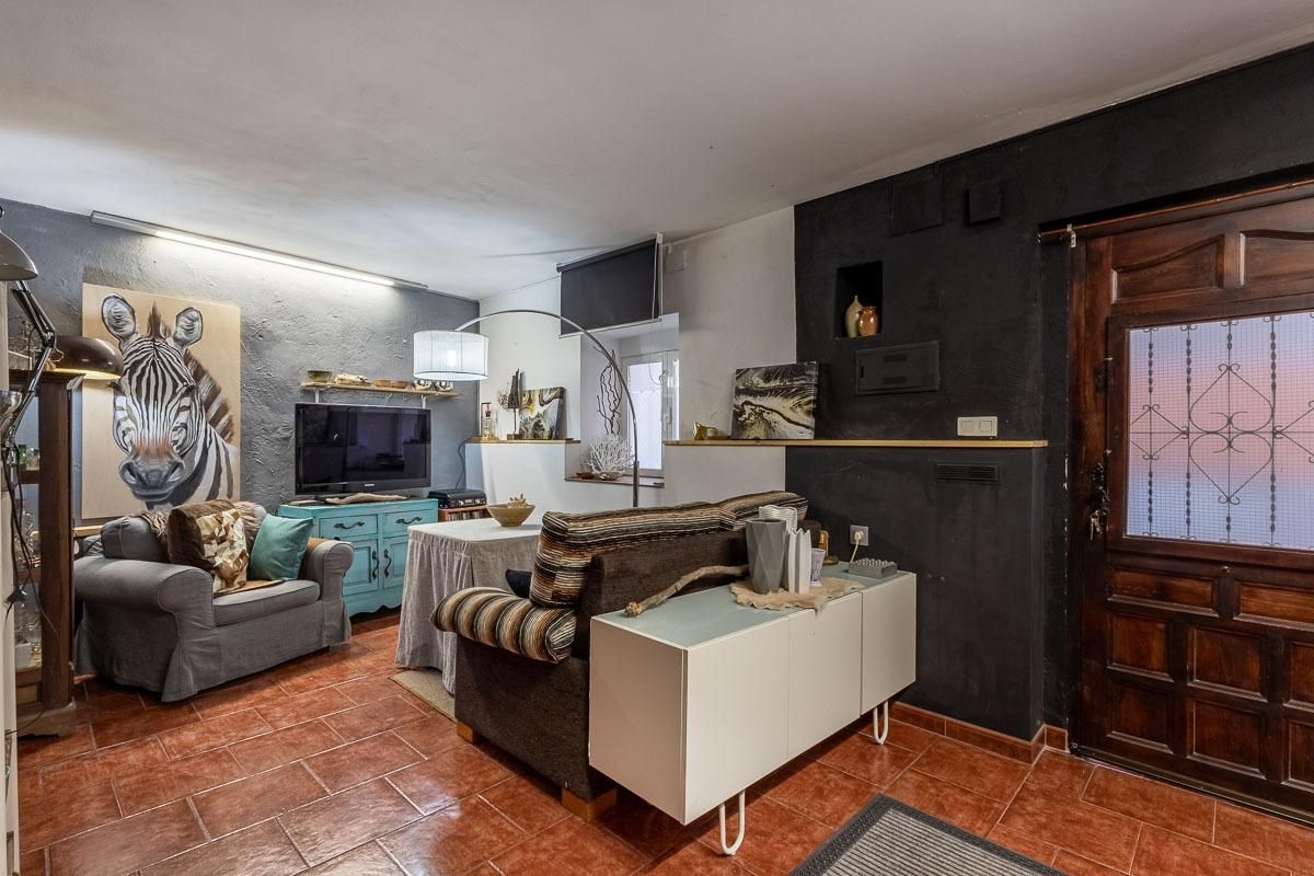 Sala d'estar de Casa o xalet en venda en  Granada Capital amb Terrassa i Balcó