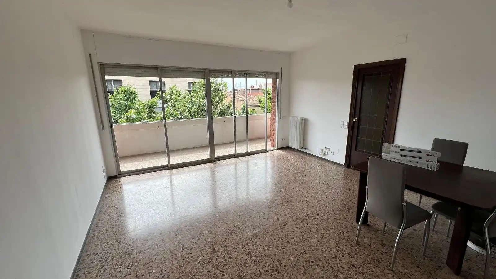 Living room of Flat for sale in Sabadell  with Air Conditioner, Heating and Terrace