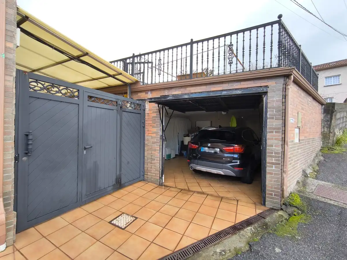 Parking of Houses for sale in Vilagarcía de Arousa  with Heating, Terrace and Storage room