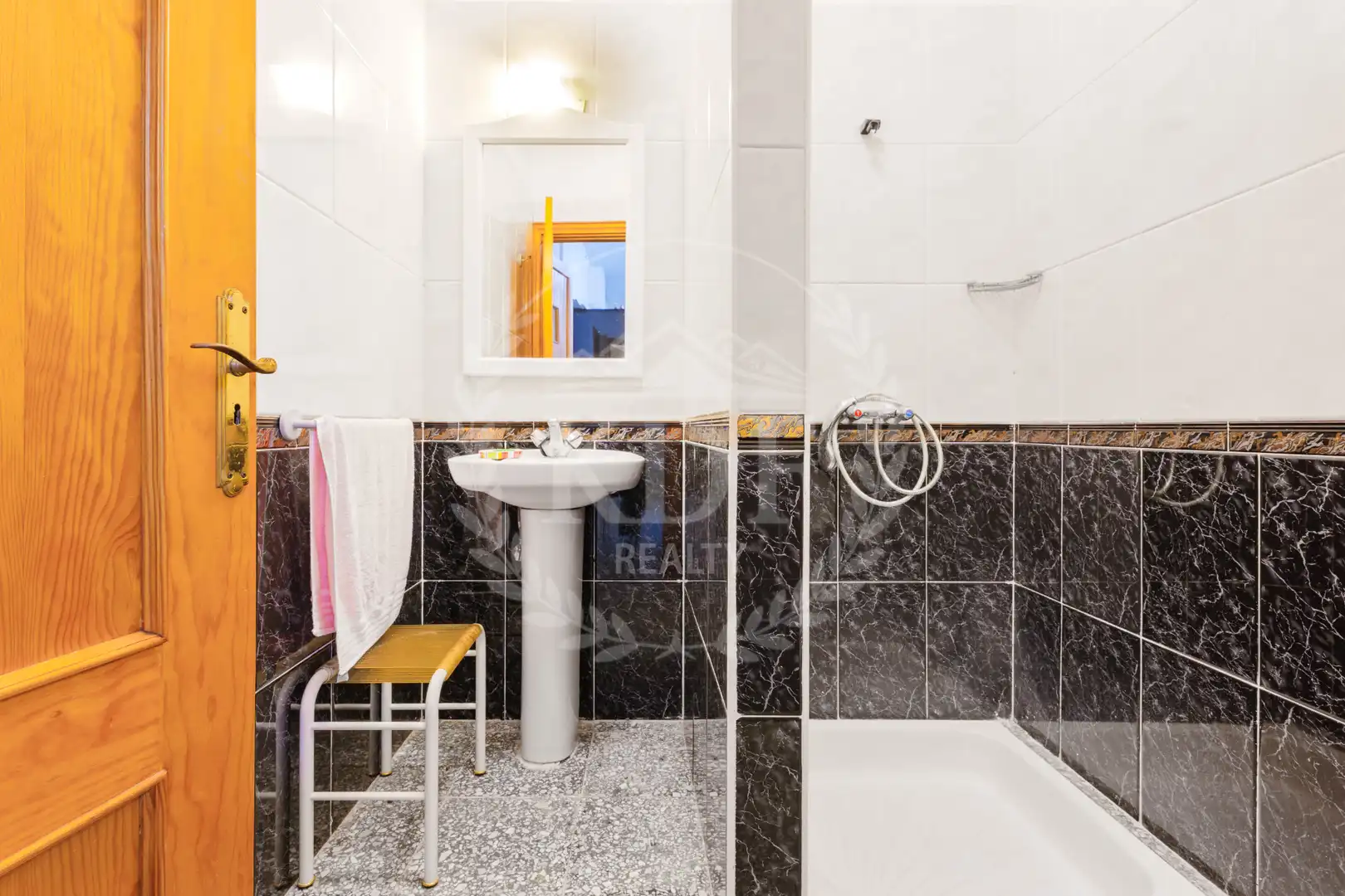 Bany de Casa o xalet en venda en Tacoronte amb Jardí privat, Terrassa i Piscina