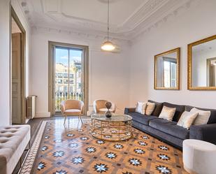 Living room of Flat for sale in  Barcelona Capital  with Air Conditioner, Heating and Terrace