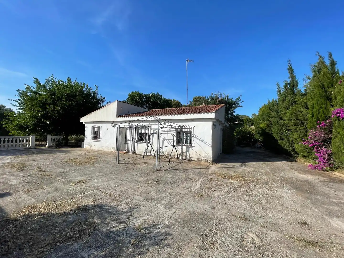 Vista exterior de Casa o chalet en venta en Pedralba con Jardín privado, Terraza y Piscina