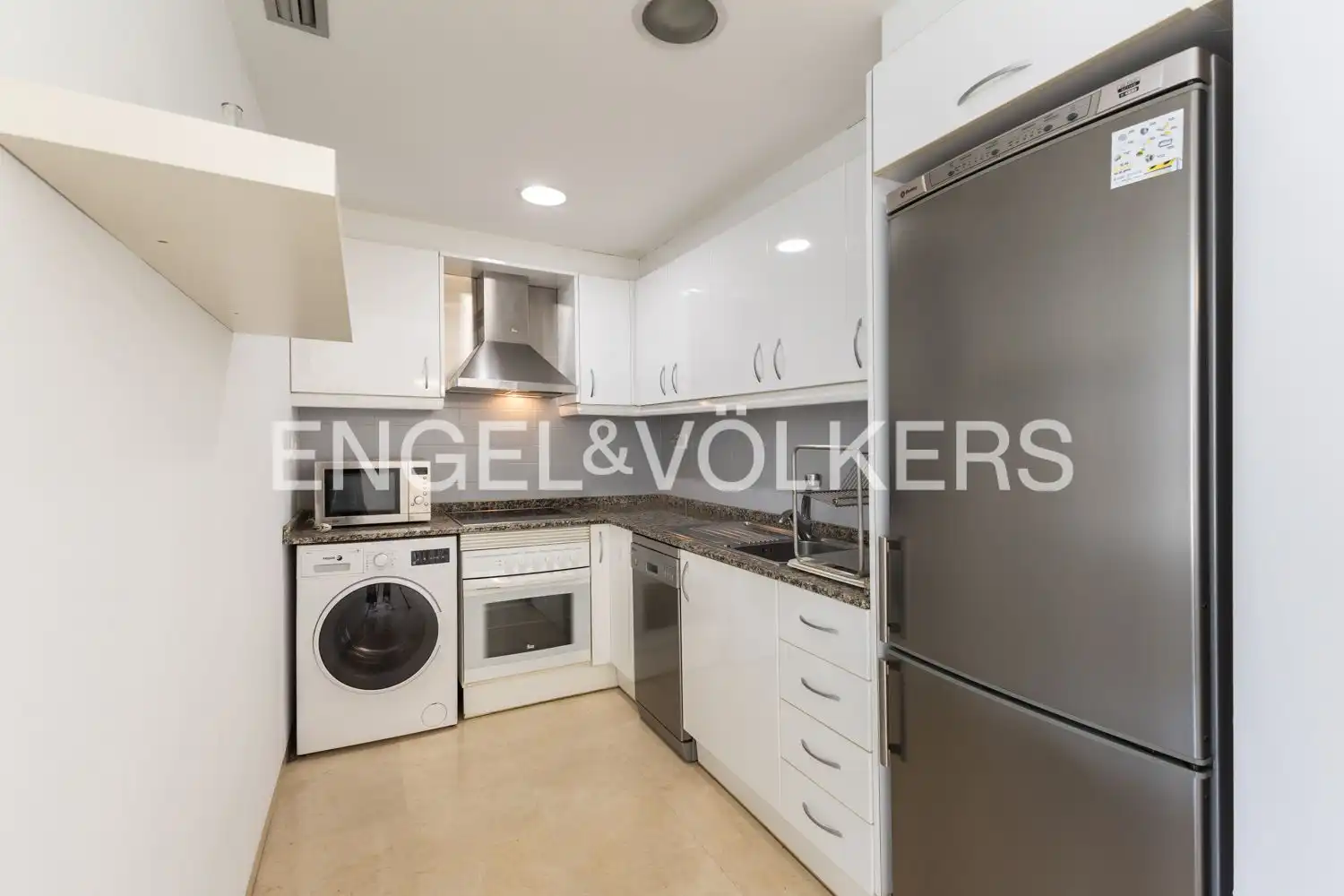 Cocina de Dúplex en venta en Valencia con Aire acondicionado y Calefacción