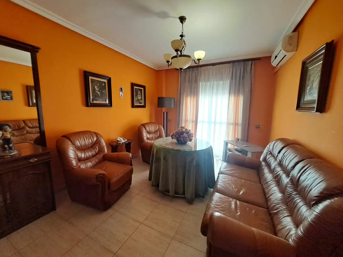 Sala d'estar de Pis en venda en Cáceres amb Aire condicionat, Calefacció i Traster