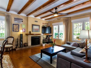 Chalet con piscina en venta en El Montgó